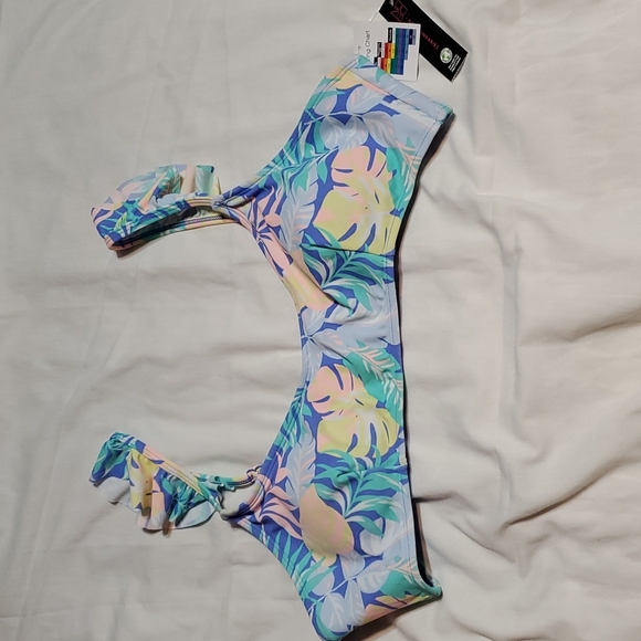 Junior's Ruffle Bralette Bikini Swim Top - Picture 5 of 6